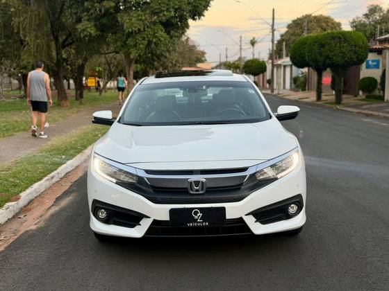 HONDA CIVIC 1.5 16V TURBO GASOLINA TOURING 4P CVT HONDA CIVIC 1.5 16V TURBO GASOLINA TOURING 4P CVT